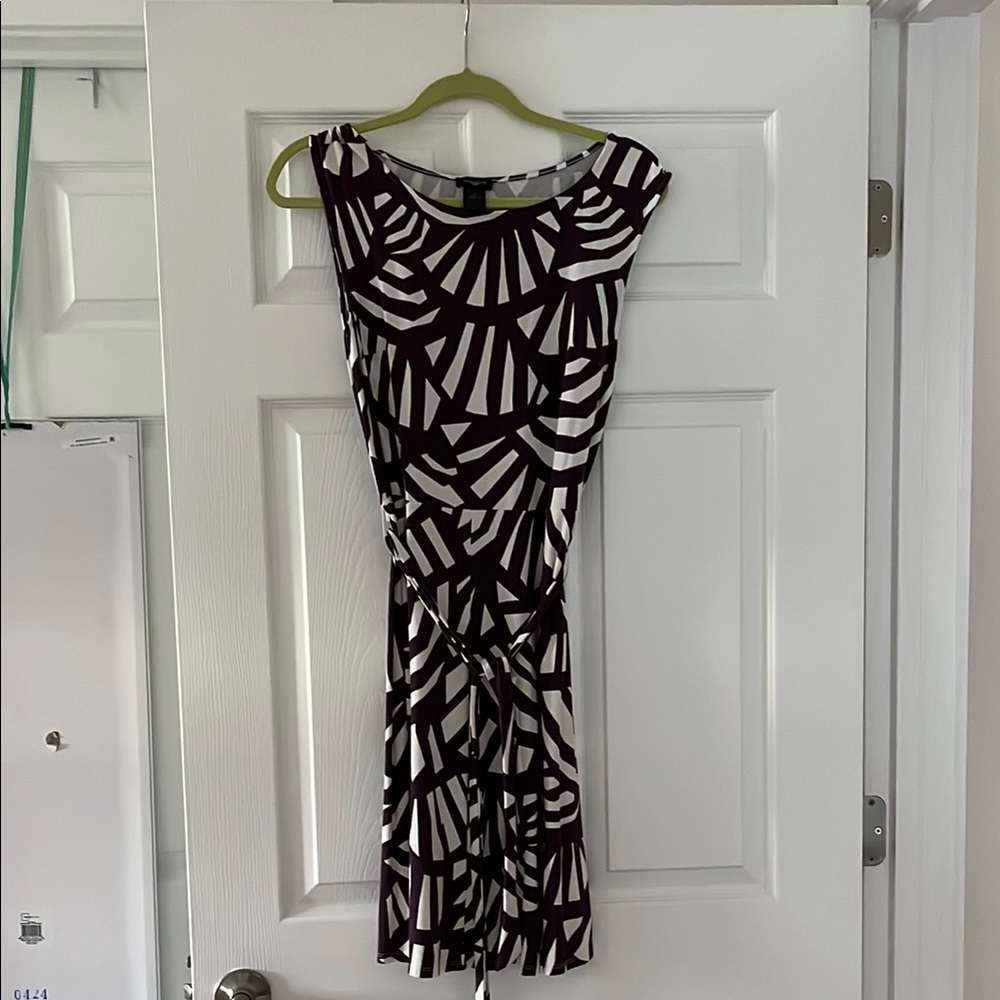 Ann Taylor Purple/ White Pattern Dress.